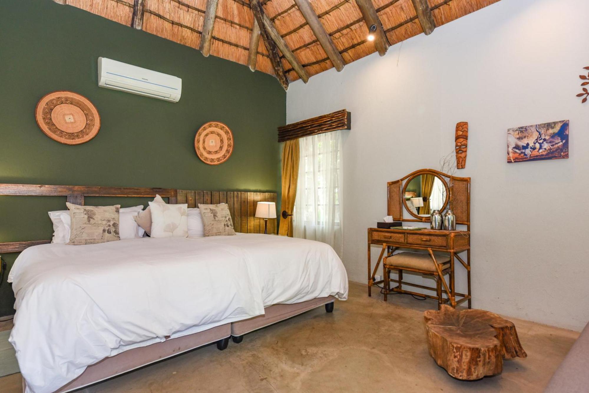 Mziki Safari Lodge Vaaldam Chambre photo