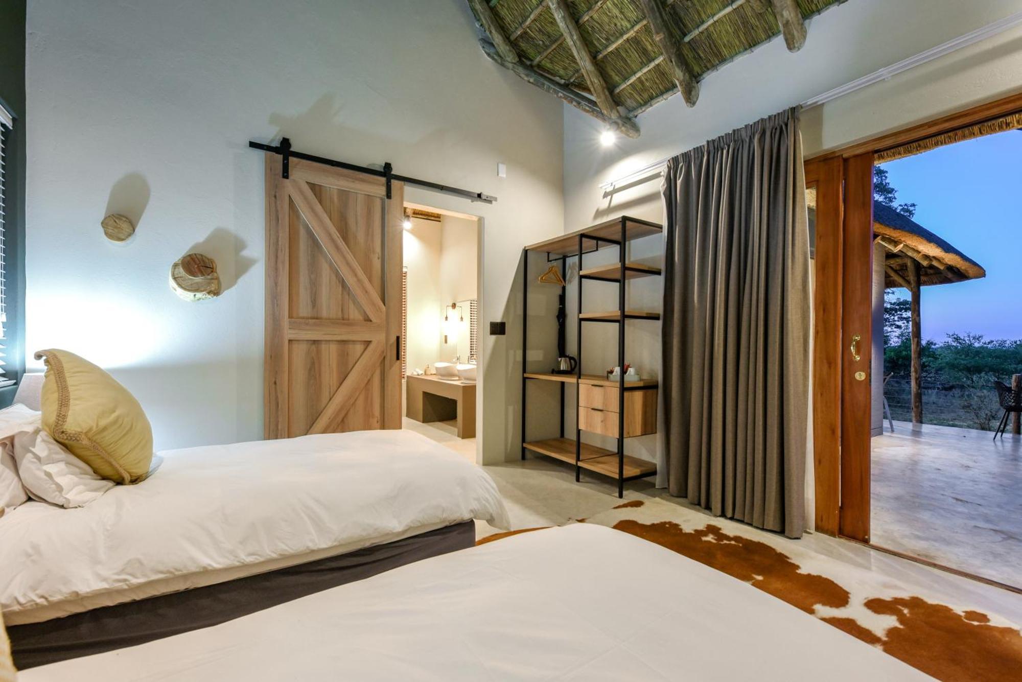 Mziki Safari Lodge Vaaldam Chambre photo